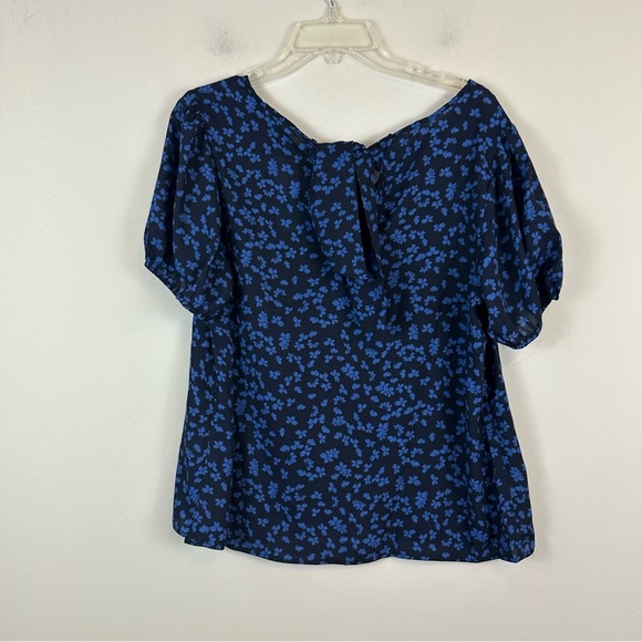 Lush | Black and Blue Floral Tie Back Blouse Size Large NWT - Picture 7 of 8